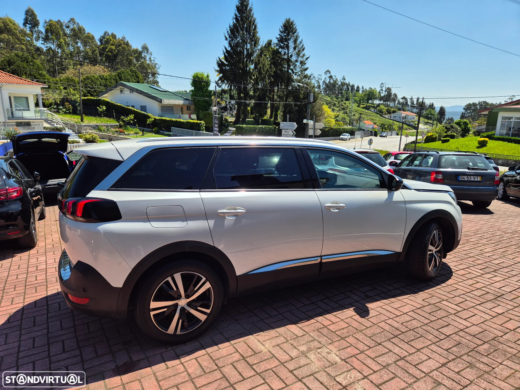Peugeot 5008 1.5 BlueHDi Allure EAT8 - 9