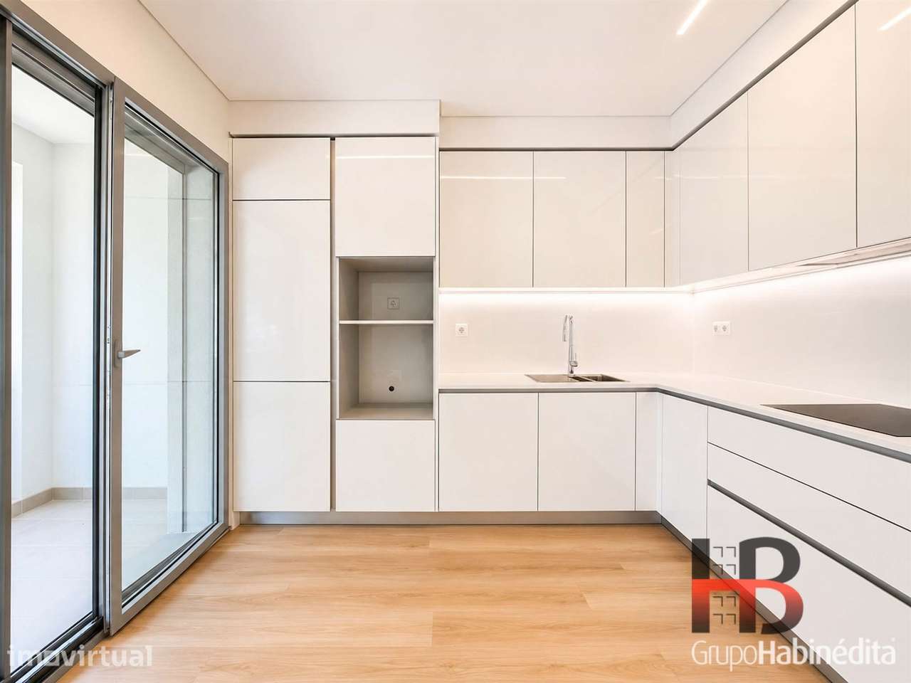 Apartamento T2 Venda em Lordelo do Ouro e Massarelos,Porto - Grande imagem: 4/18