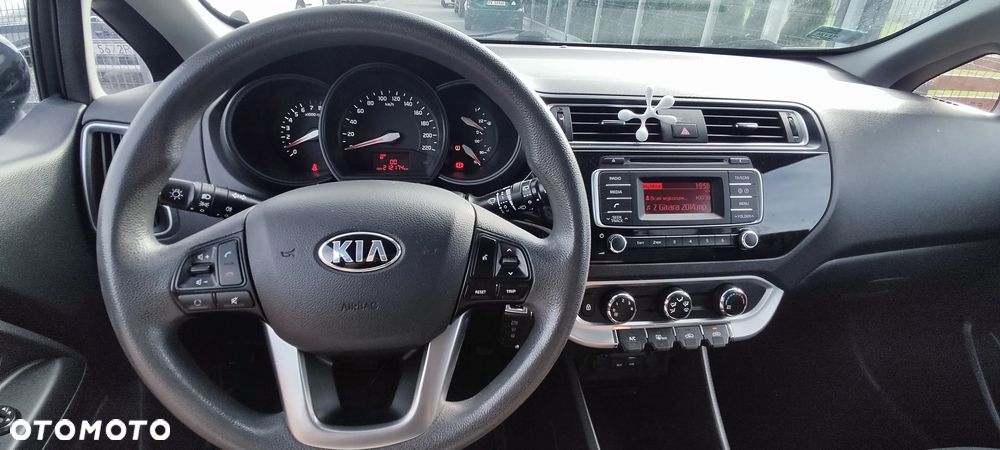 Kia Rio 1.2 Attract - 18