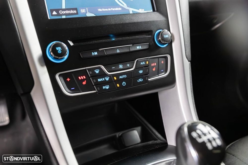 Ford Mondeo SW 1.5 TDCi Business Plus ECOnetic - 24