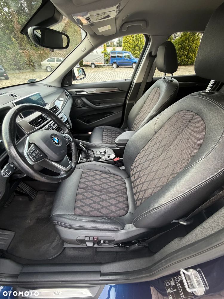BMW X1 xDrive20i xLine - 12
