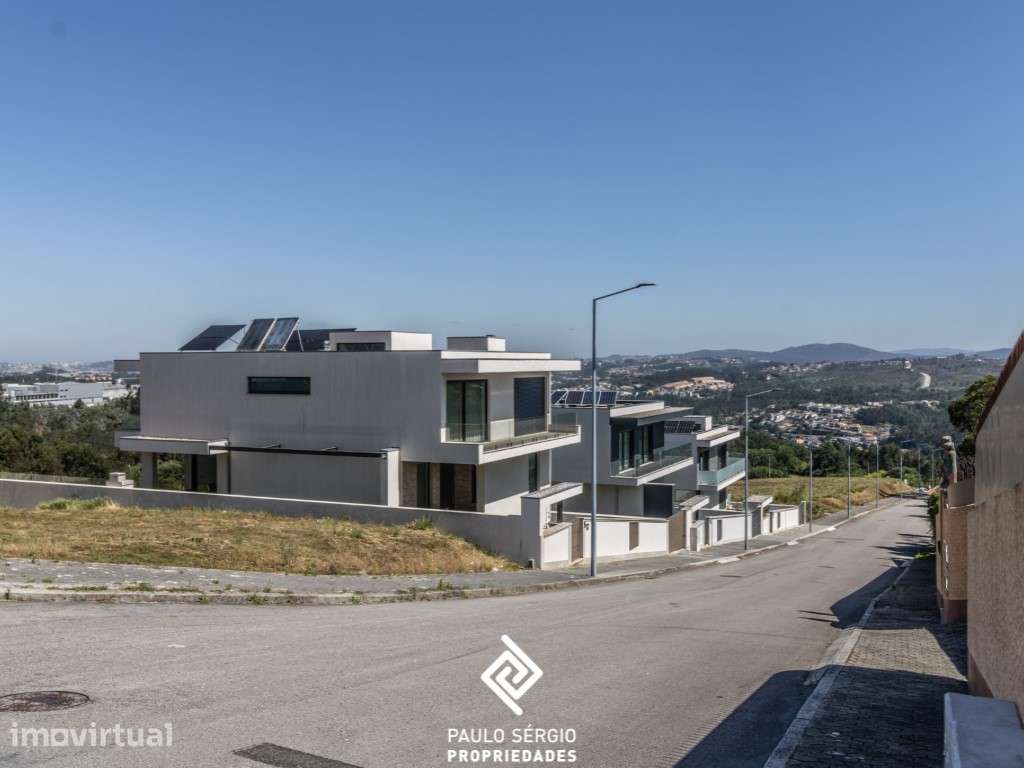 LOTES DE TERRENO JUNTO AO RIO DOURO VILA NOVA DE GAIA - Grande imagem: 2/20