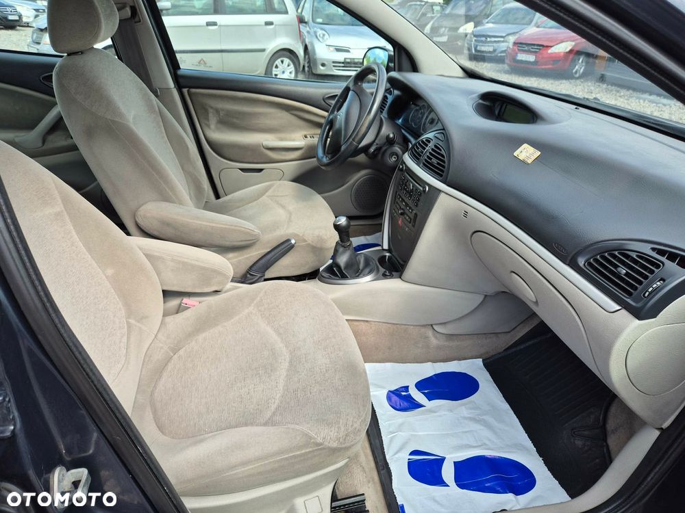 Citroën C5 1.8i 16V Dynamique - 13