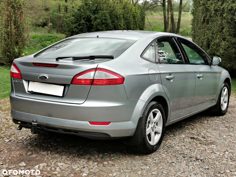 Ford Mondeo 2.0 Titanium - 10