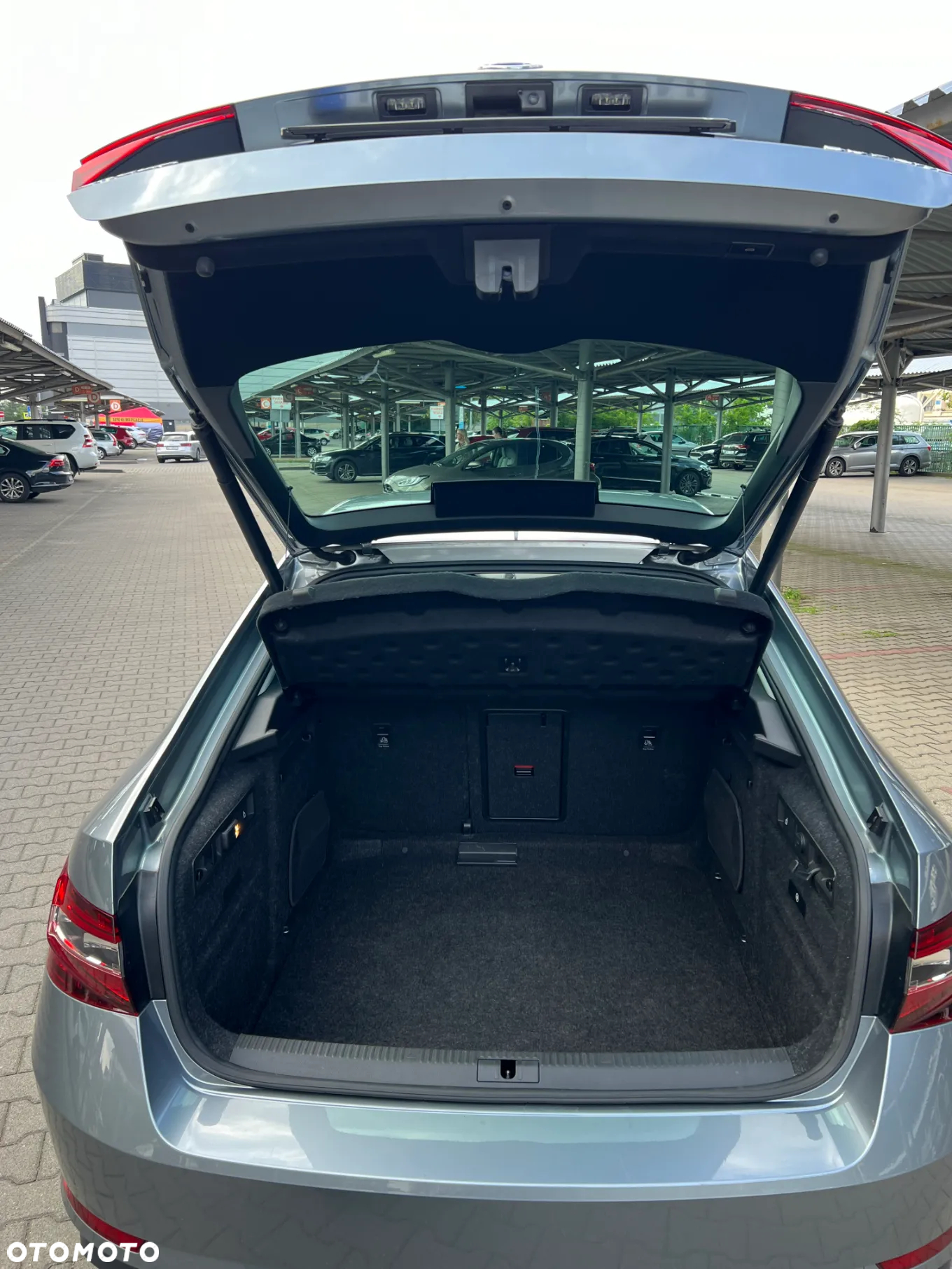 Skoda Superb 2.0 TDI L&K - 5