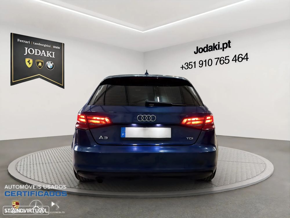 Audi A3 1.6 TDI Sport - 3