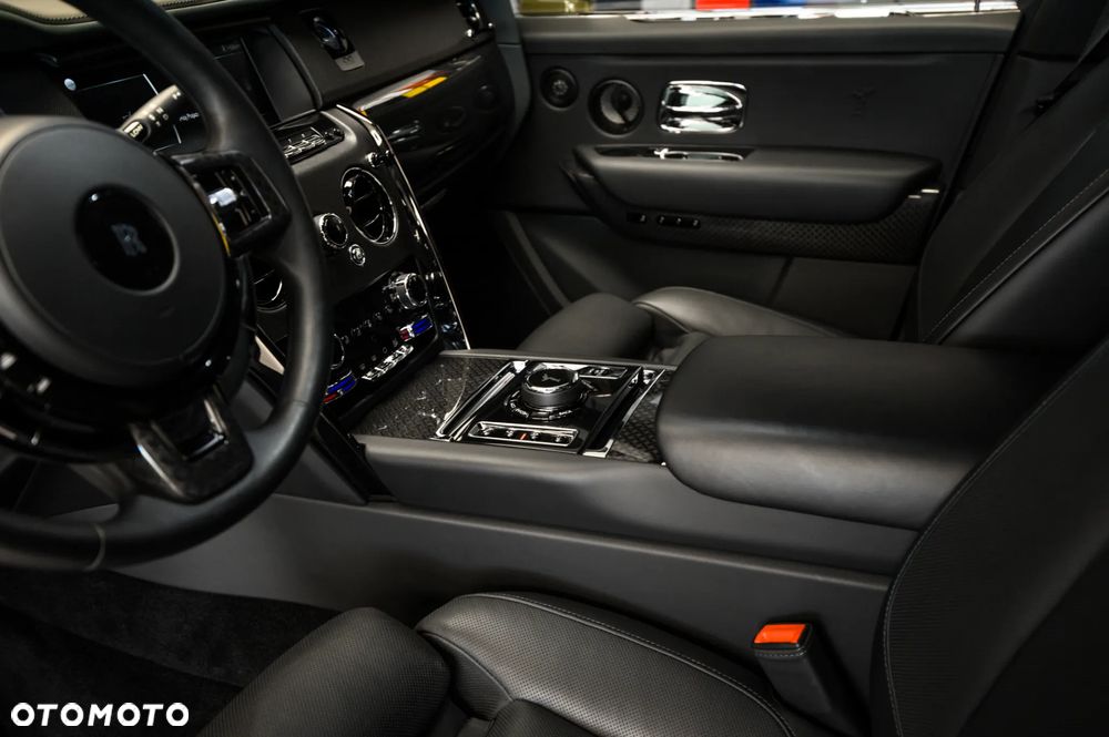 Rolls-Royce Cullinan - 23