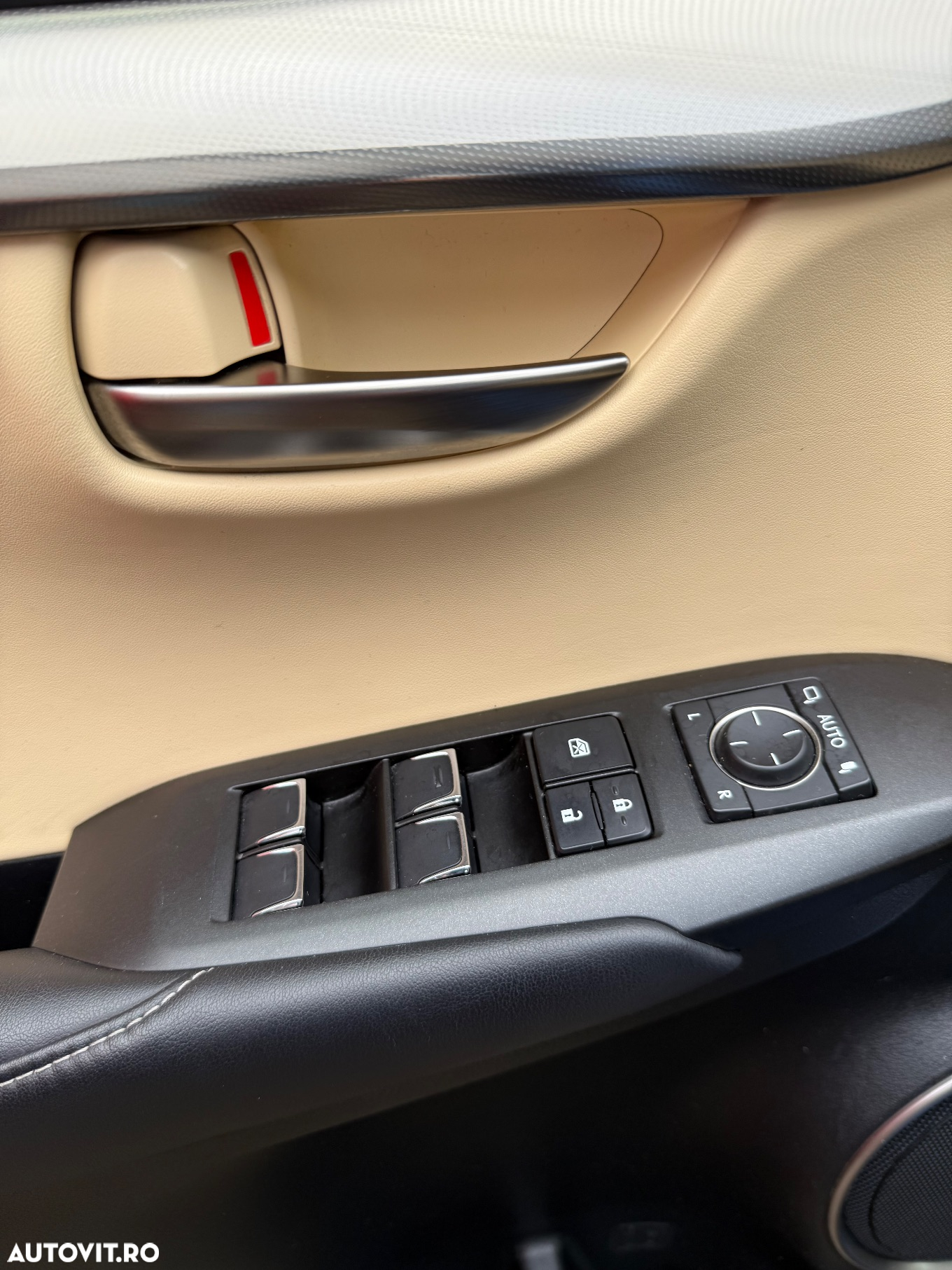 Lexus Seria NX 300h AWD Executive Plus - 17