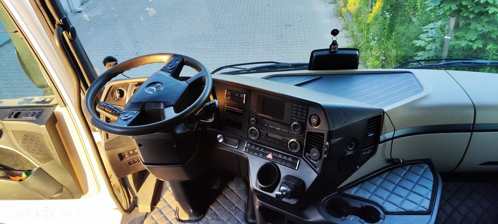 Mercedes-Benz Actros 2542 - 12