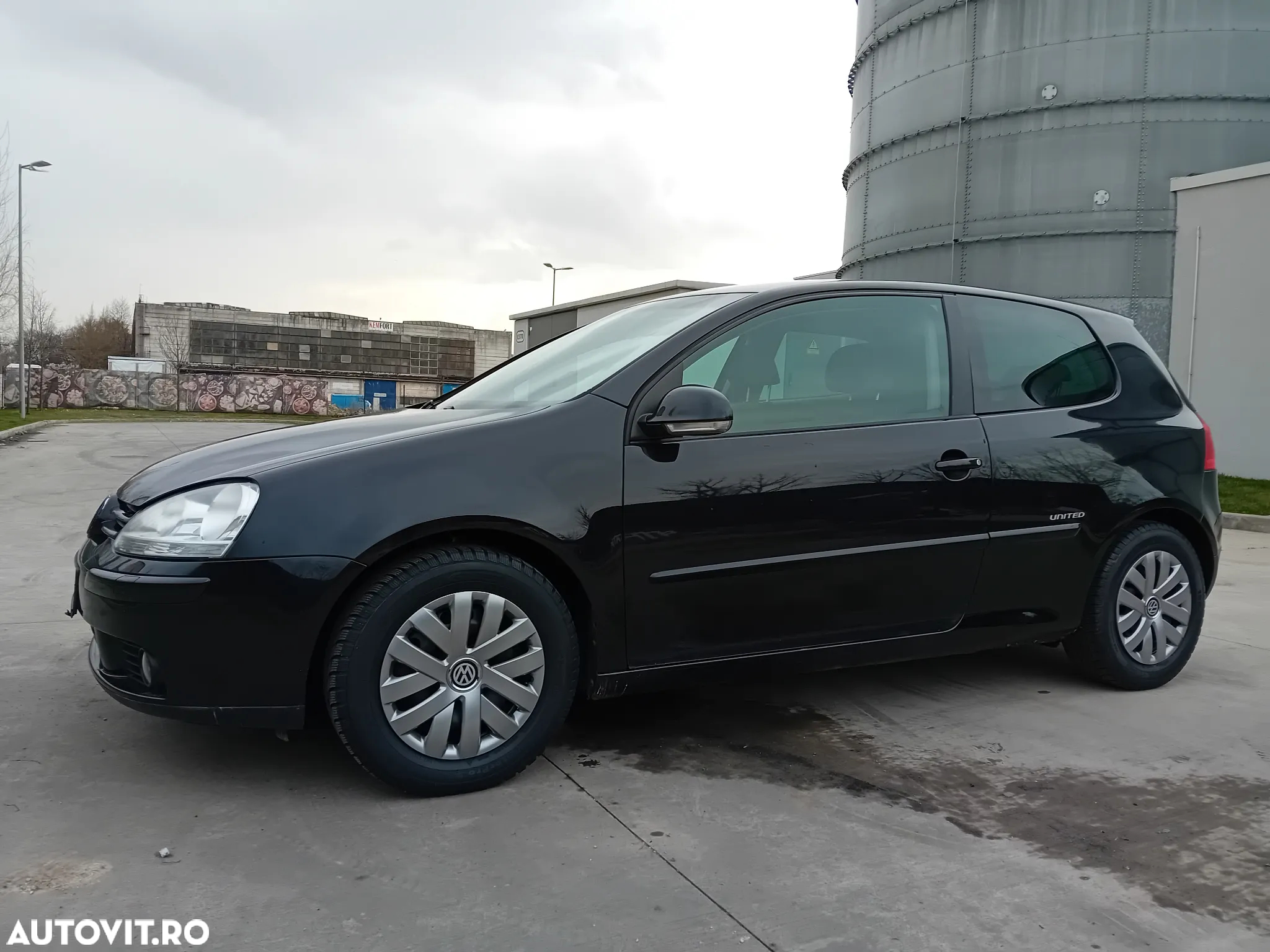 Volkswagen Golf 1.4 FSI Sportline - 21