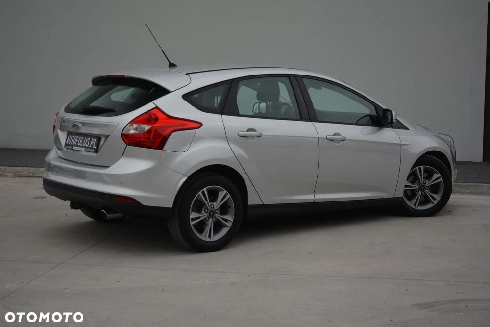 Ford Focus - 10