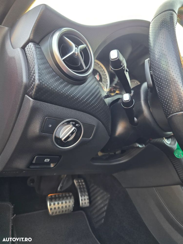 Mercedes-Benz A 220 CDI 7G-DCT AMG Line - 22