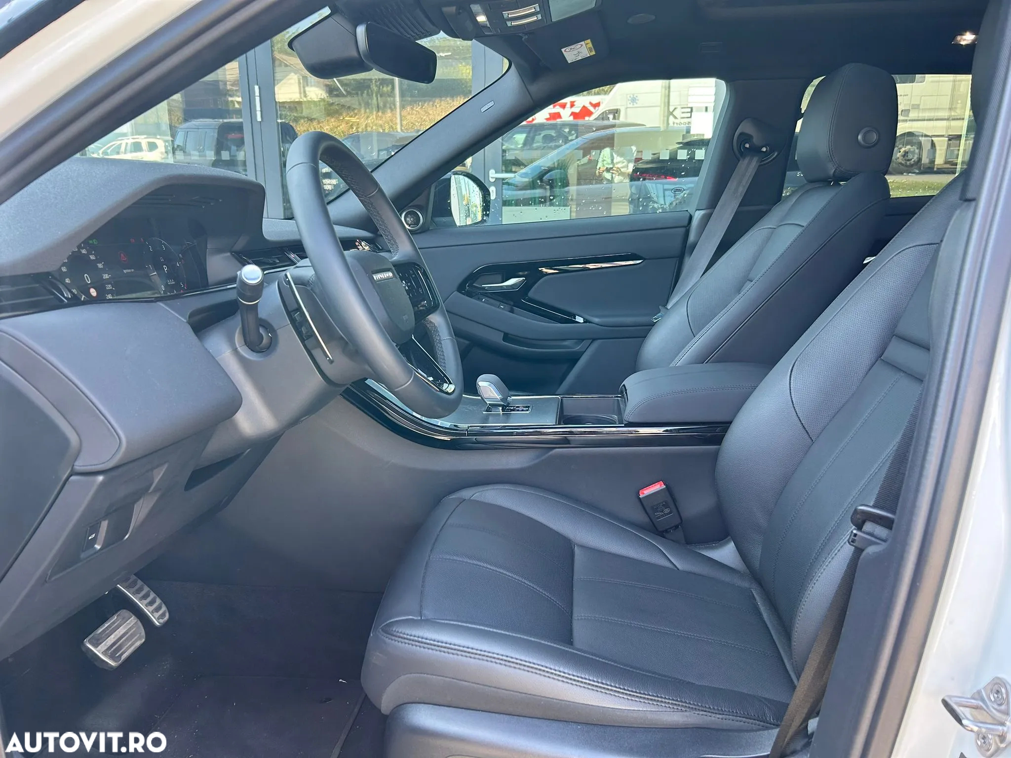 Land Rover Range Rover Evoque 2.0 D165 R-Dynamic MHEV SE - 26
