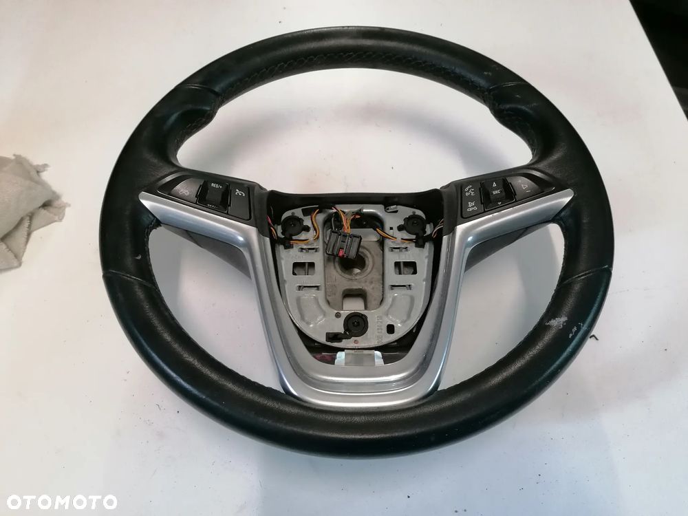OPEL ASTRA IV J 10r KIEROWNICA MULTIFUNKCJA SKÓRZANA - 2