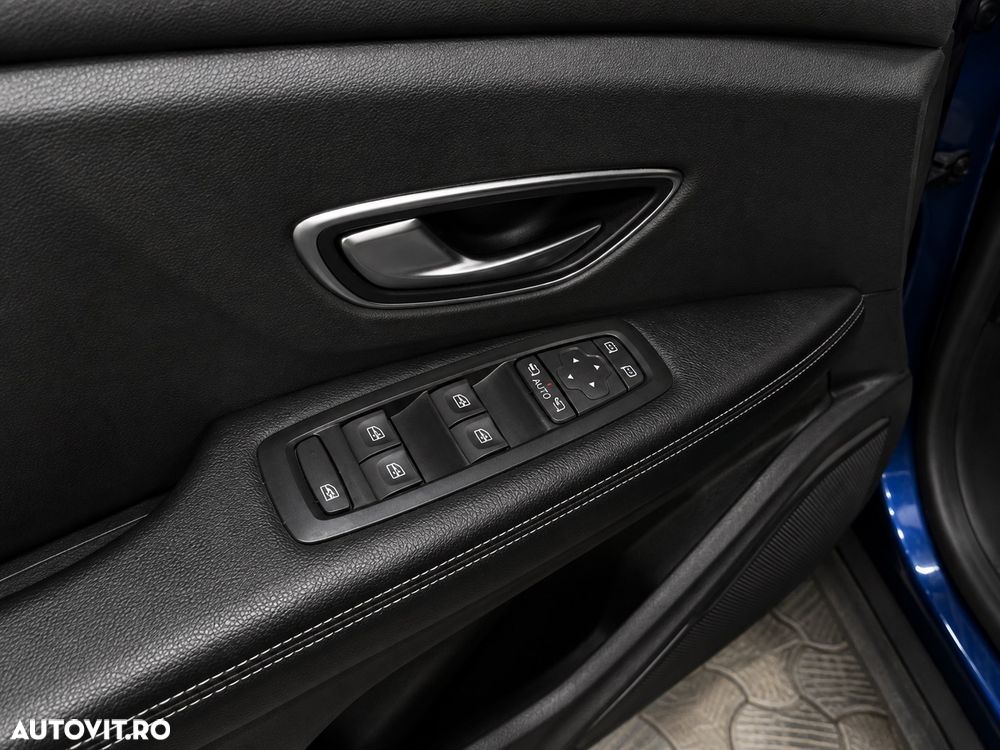 Renault Scenic - 13