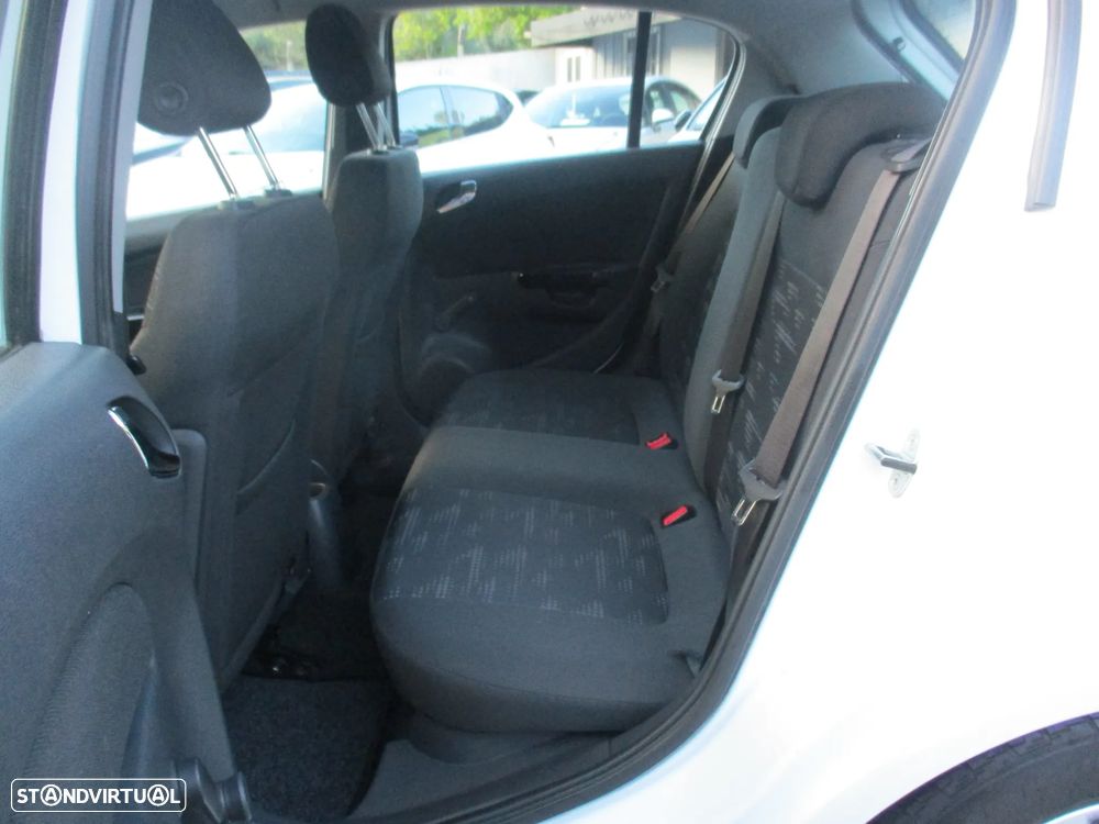 Opel Corsa 1.2 City S/S - 21