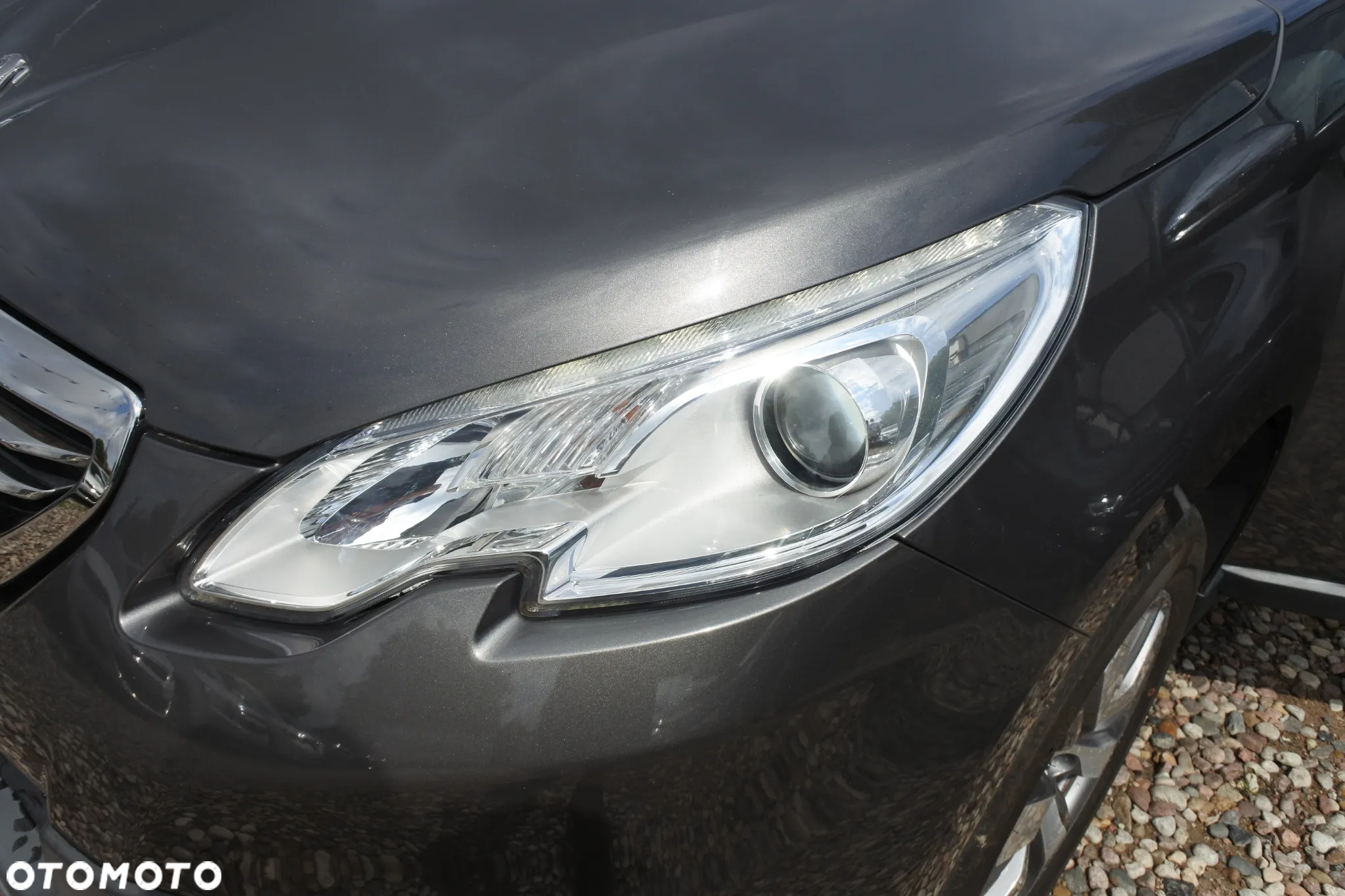 Peugeot 2008 1.2 Pure Tech Style - 23