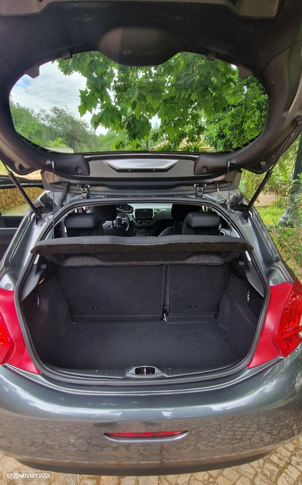 Peugeot 208 PureTech 82 Style - 19