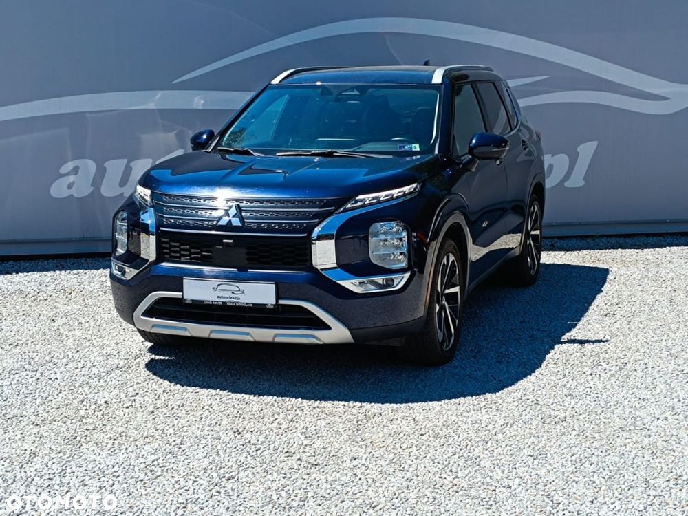 Mitsubishi Outlander - 4