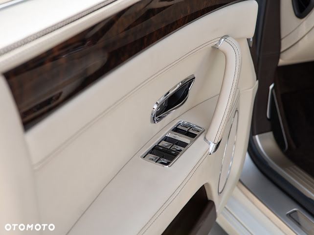 Bentley Flying Spur - 20