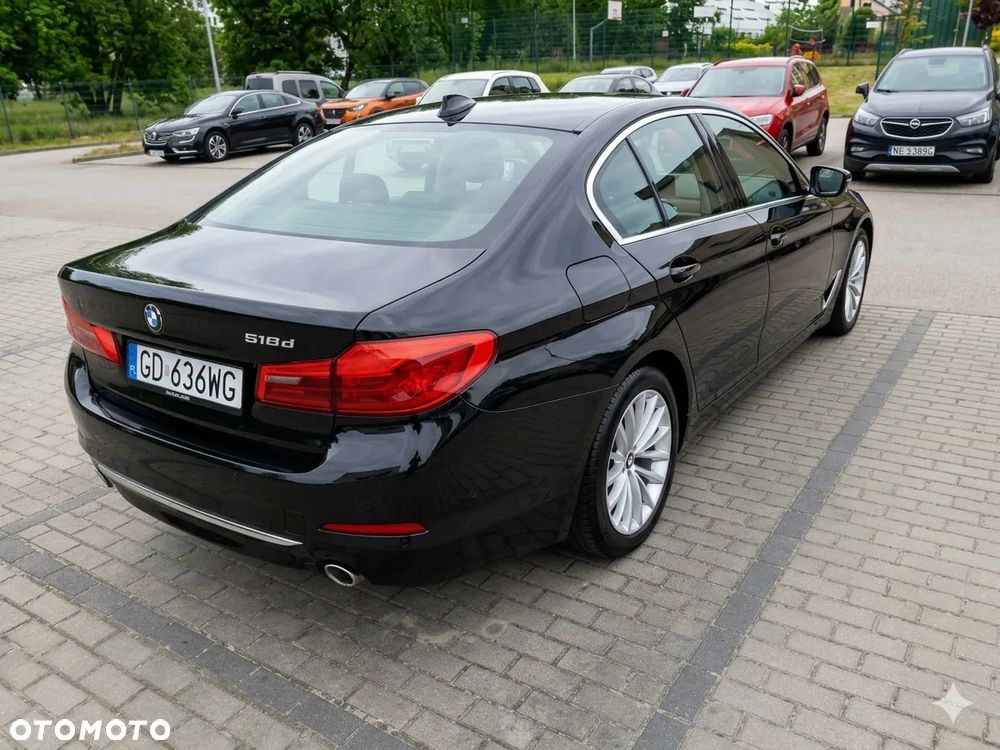 BMW Seria 5 518d Luxury Line - 6