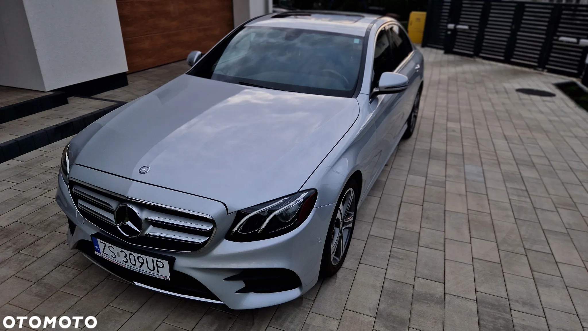 Mercedes-Benz Klasa E 300 9G-TRONIC Avantgarde - 5