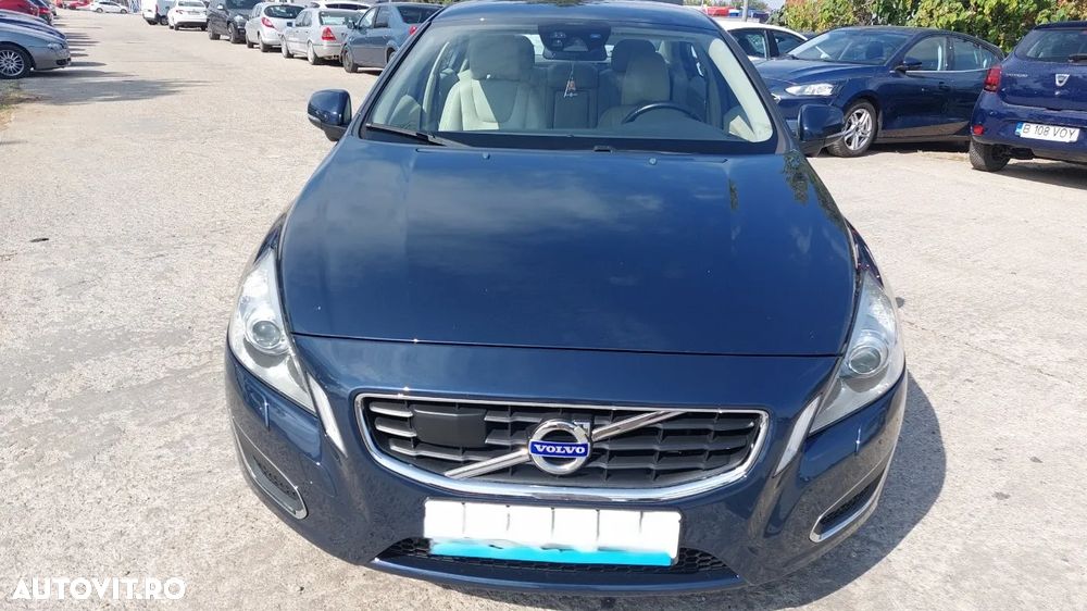 Volvo S60 D5 Summum - 7
