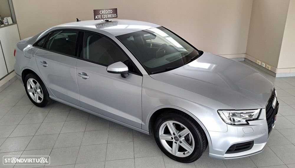 Audi A3 Limousine 30 TFSI Design S tronic - 14