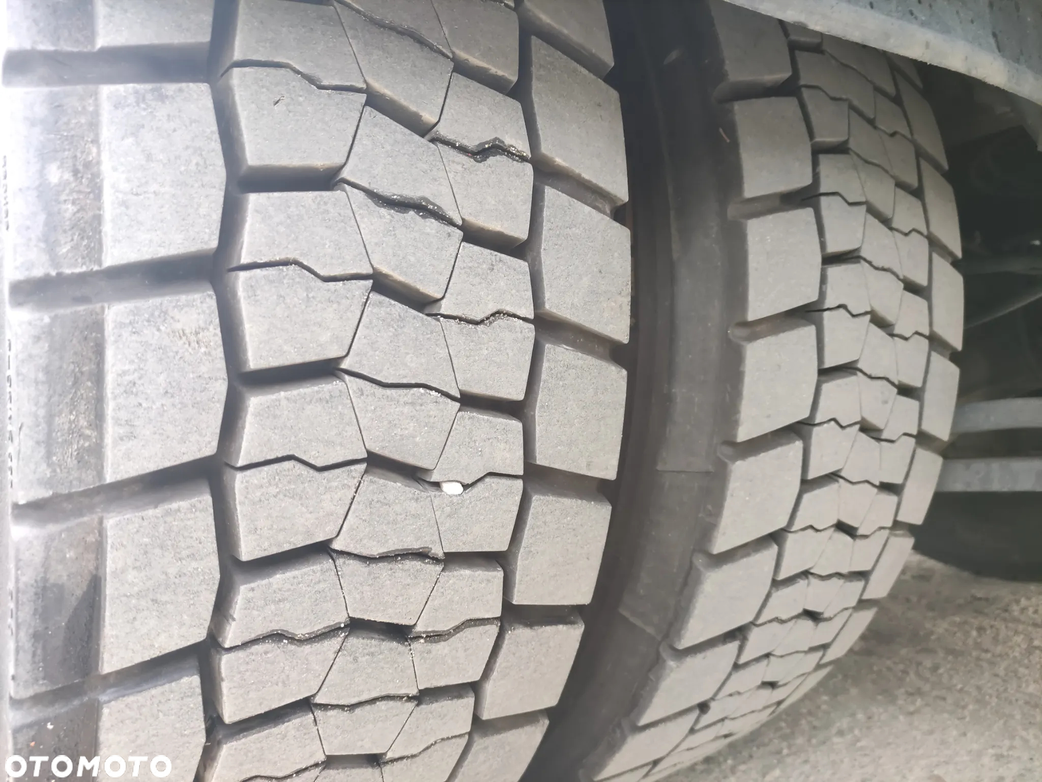Renault D 18.320 podwozie do zabudowy - 15