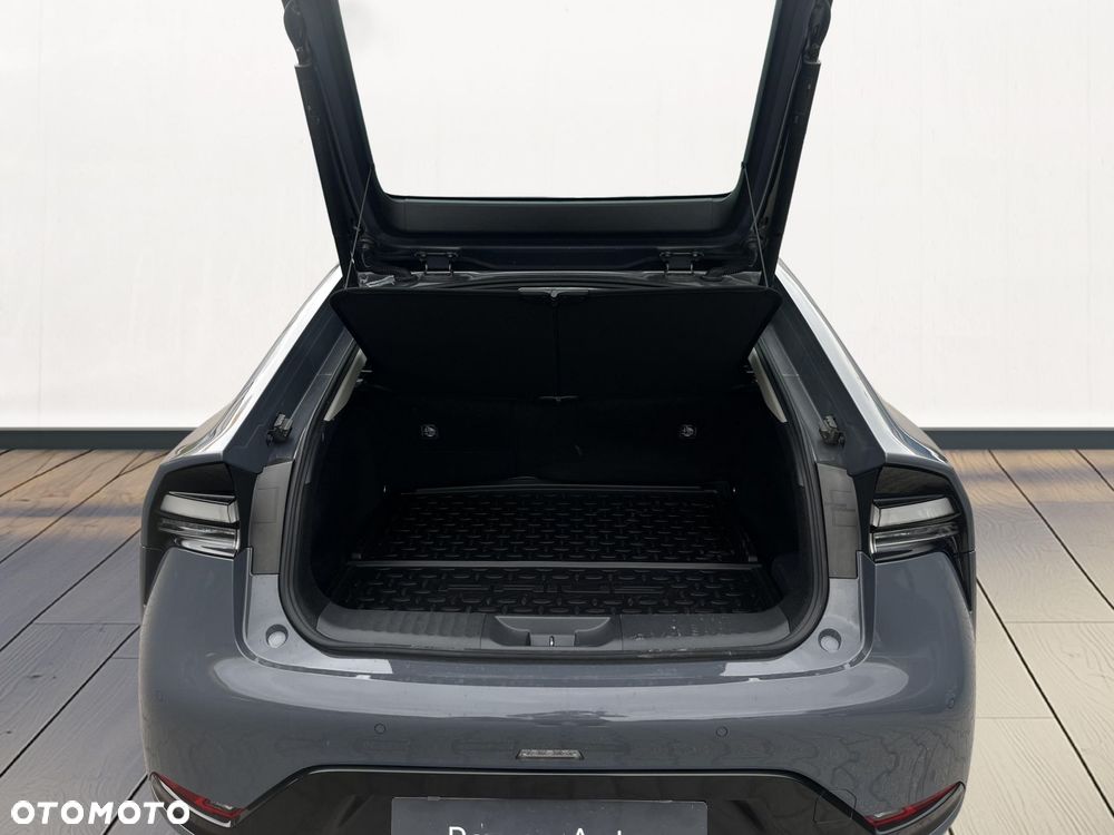 Toyota Prius - 14