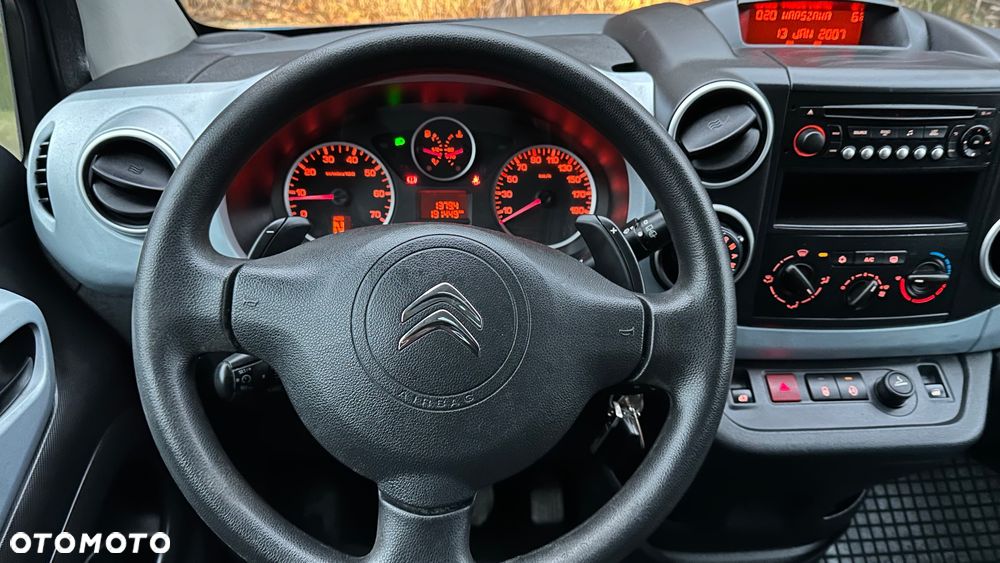 Citroën Berlingo Multispace e-HDi 90 FAP EGS6 Exclusive - 27