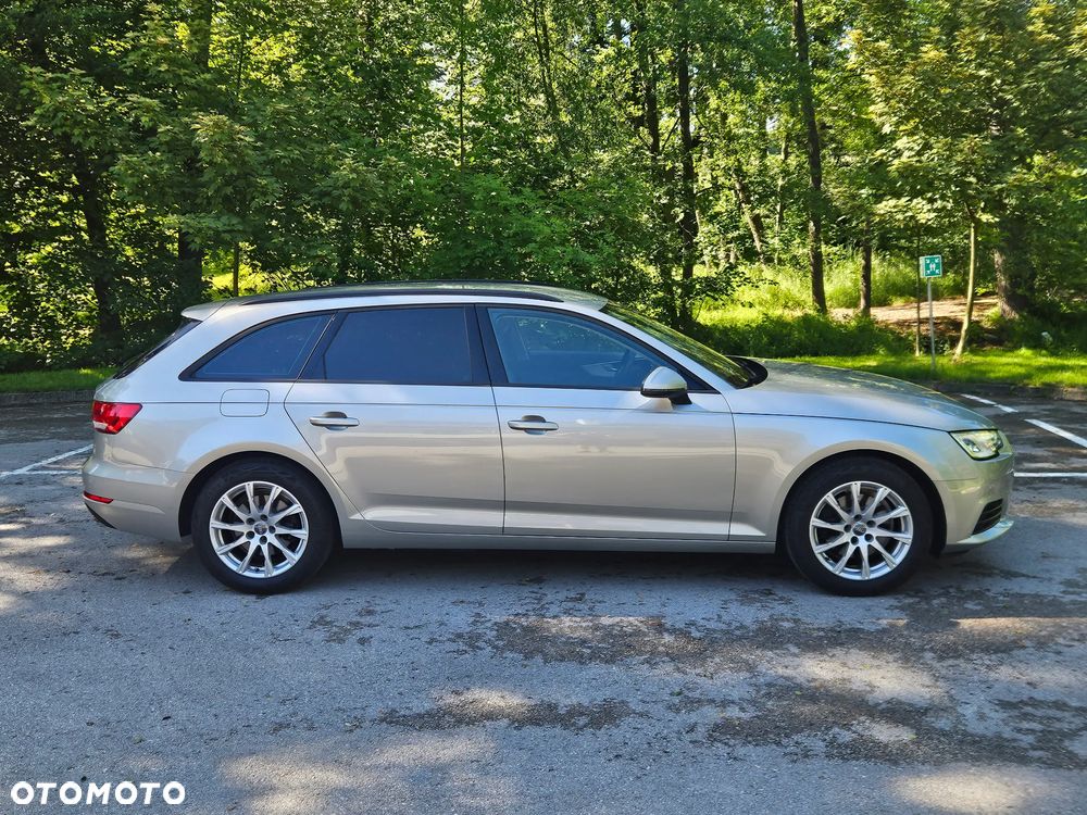 Audi A4 Avant 40 TFSI design - 5