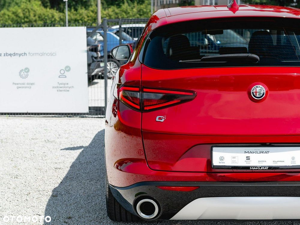 Alfa Romeo Stelvio 2.0 Turbo TI Q4 - 12