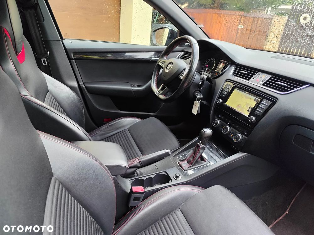 Skoda Octavia 2.0 TDI RS DSG - 5