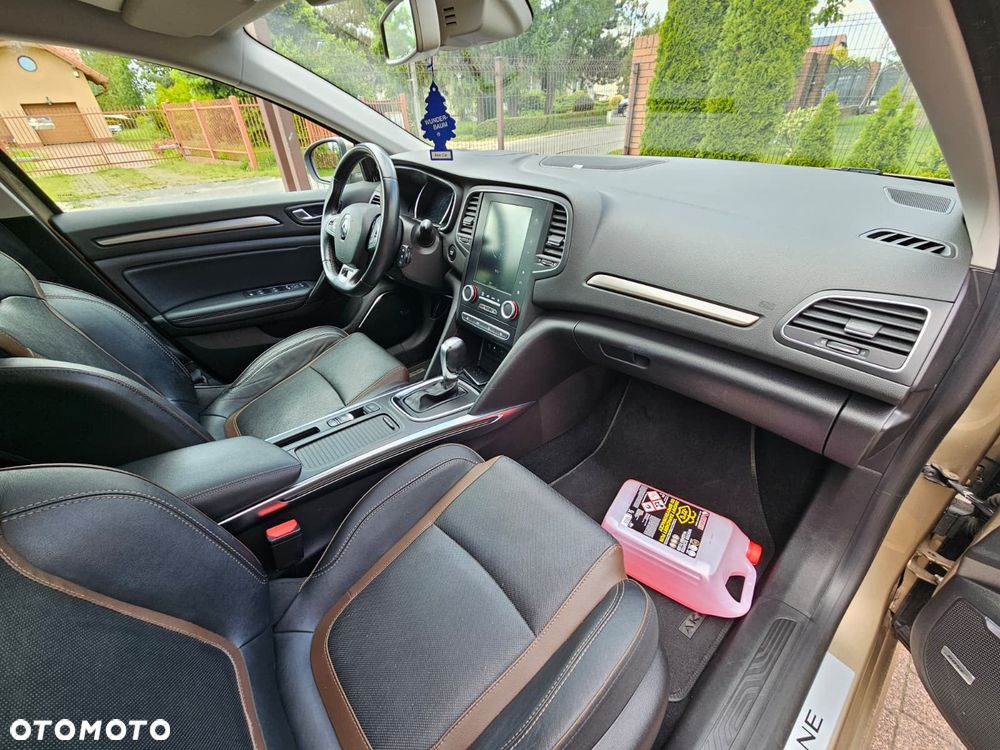 Renault Megane ENERGY TCe 165 EDC BOSE EDITION - 15