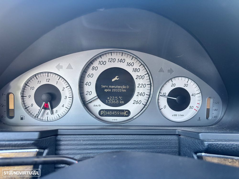 Mercedes-Benz E 220 CDi Executive II Aut. - 13