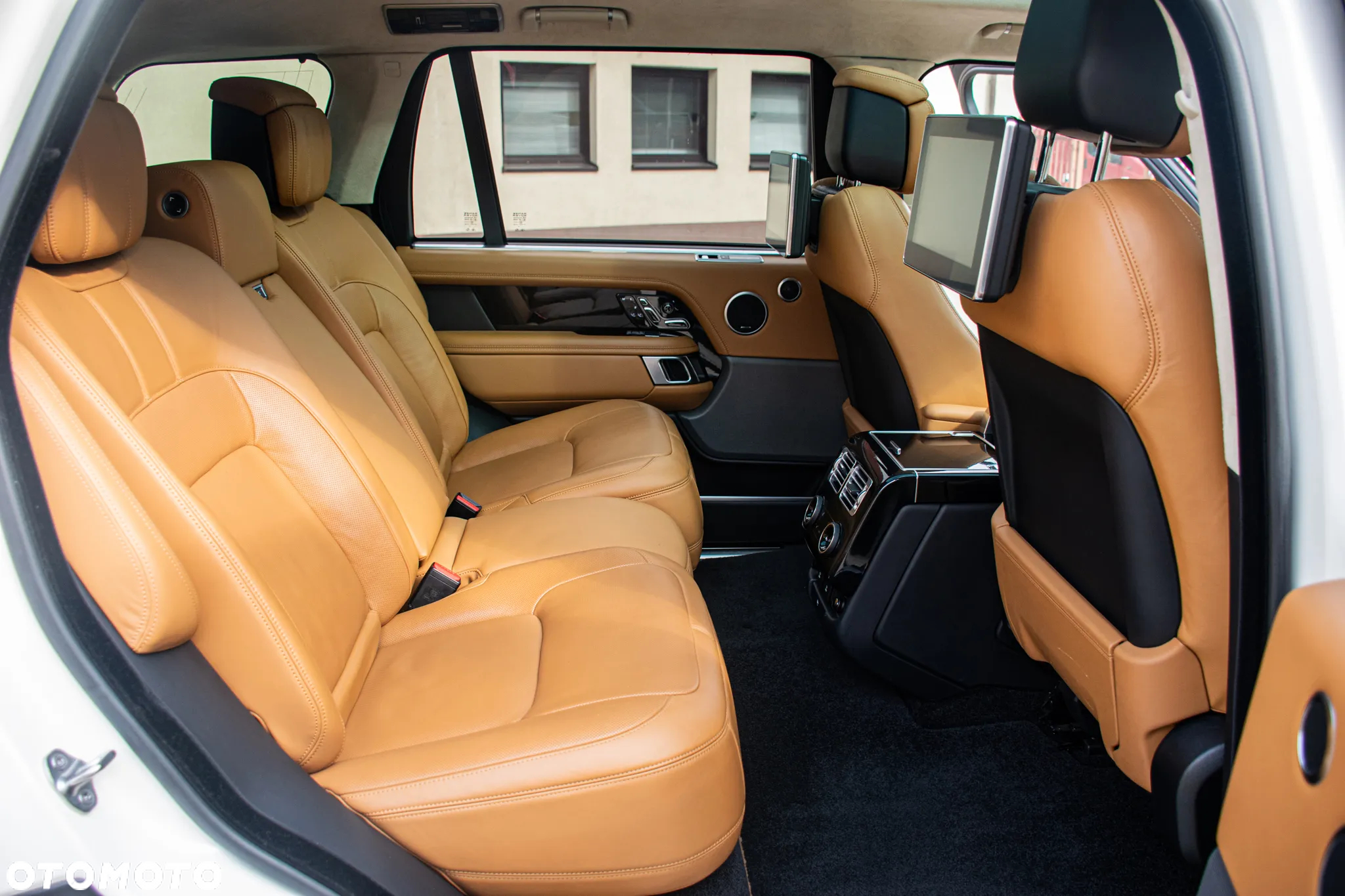 Land Rover Range Rover 3.0 I6 LWB Vogue - 28