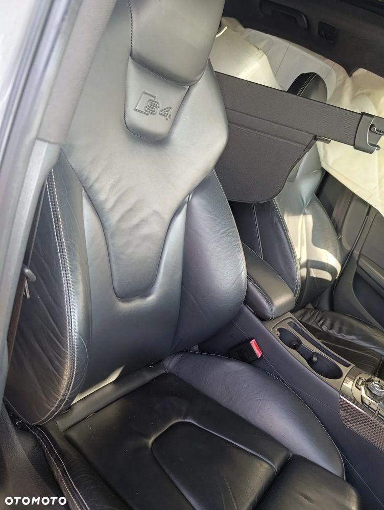 Audi S4 Avant 3.0 TFSI Quattro - 10