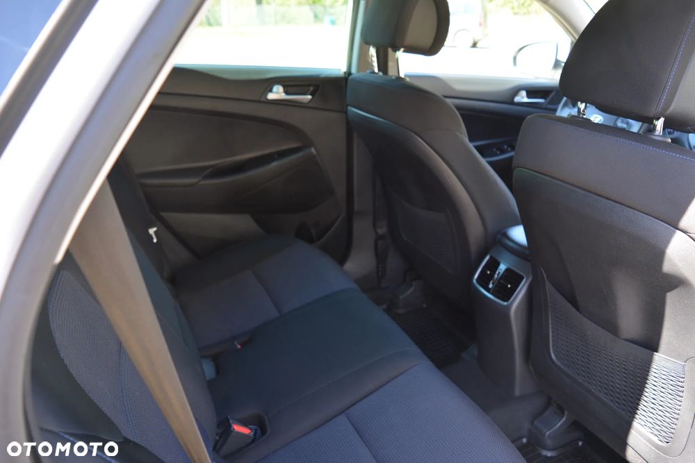 Hyundai Tucson 2.0 CRDI 4WD Style - 12