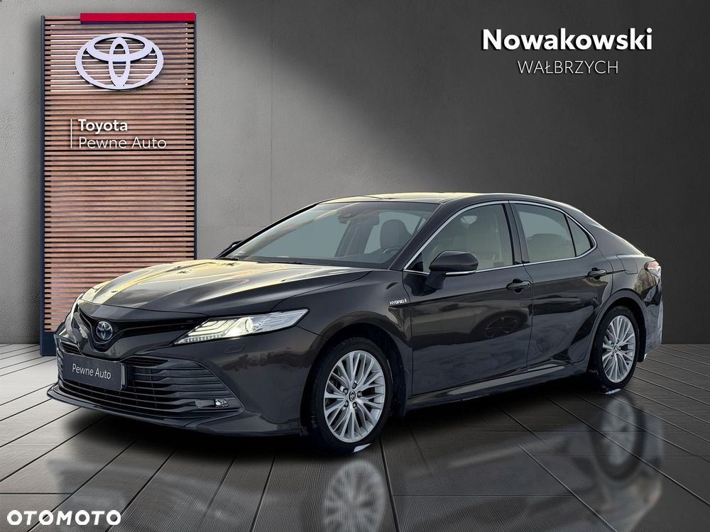 Toyota Camry 2.5 Hybrid Executive CVT - 1