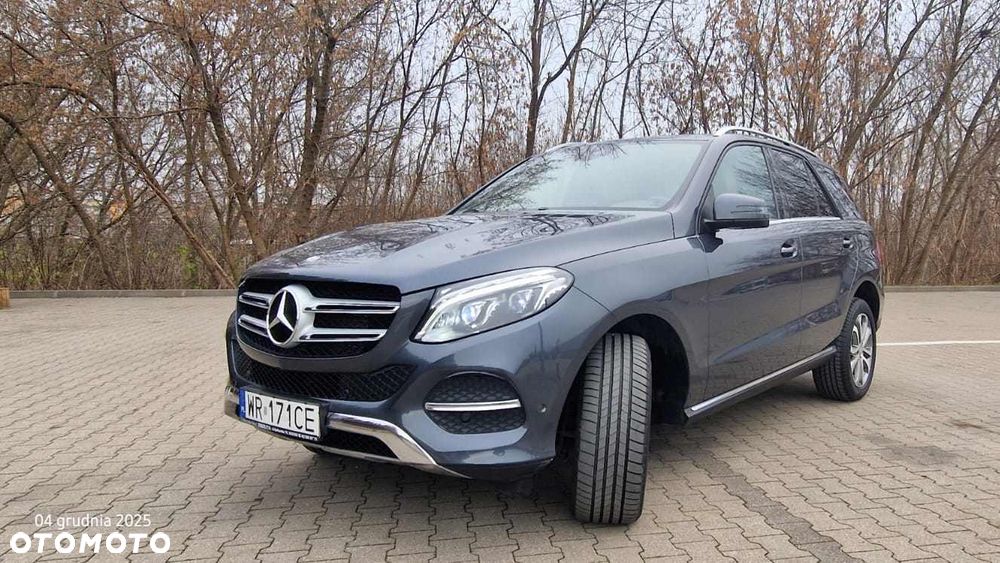 Mercedes-Benz GLE - 1