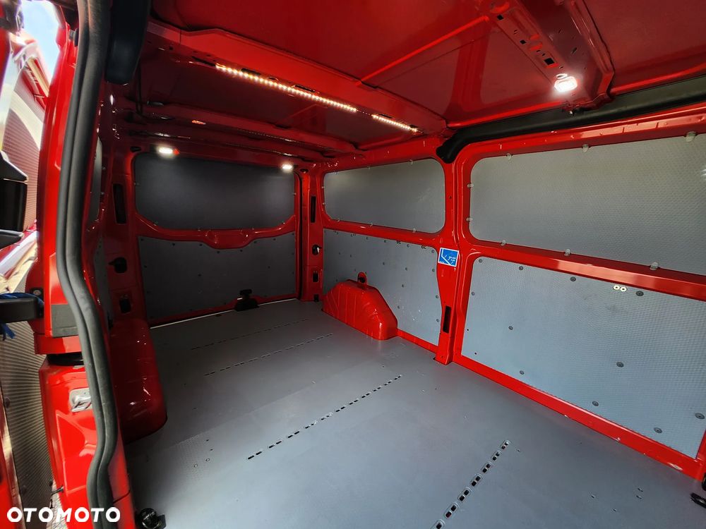 Ford Transit Custom - 22