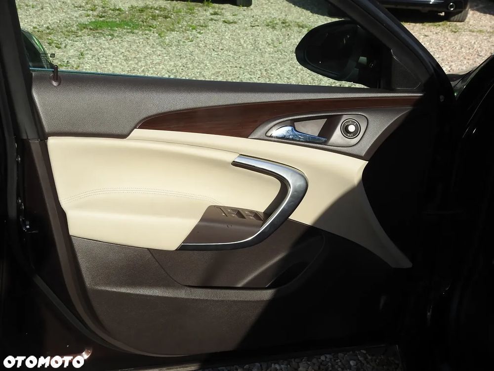 Opel Insignia 2.0 ECOTEC DI Turbo 4x4 ecoFLEX Start/Sto Business Innovation - 10