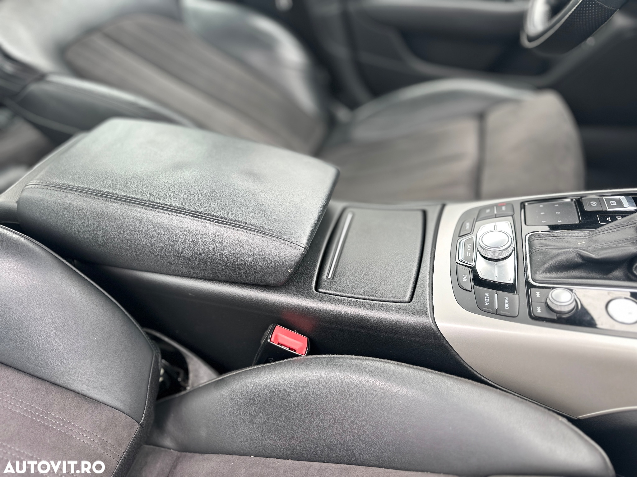 Audi A6 Avant 2.0 TDI Ultra DPF S tronic - 13