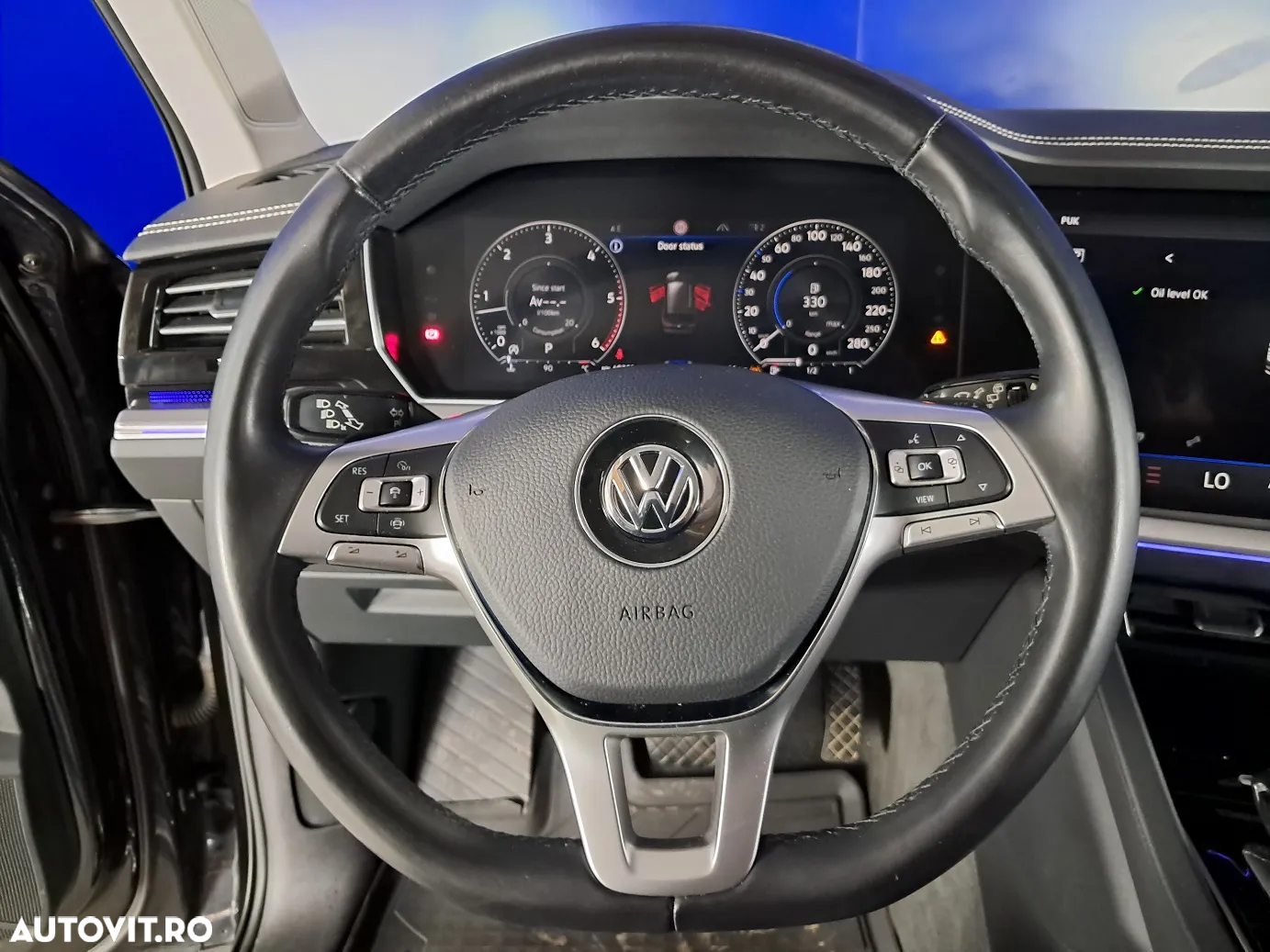 Volkswagen Touareg - 12