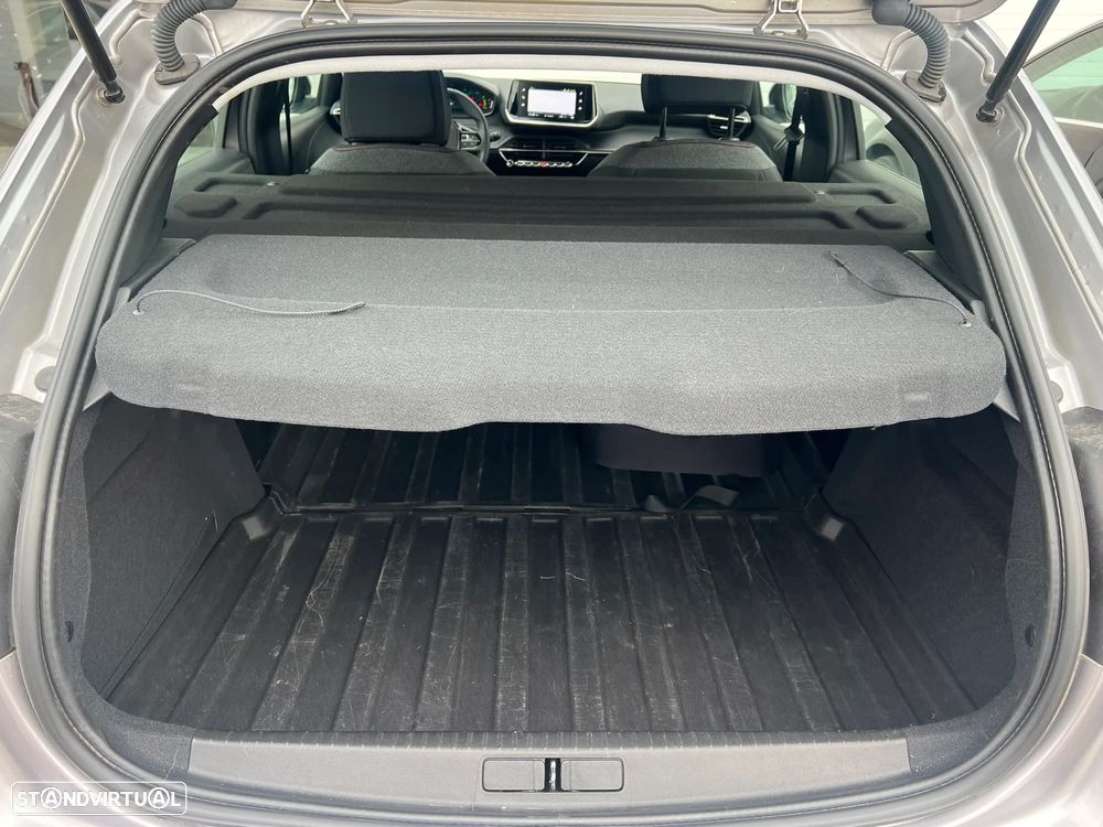 Peugeot E 208 FULL EXTRAS - 14