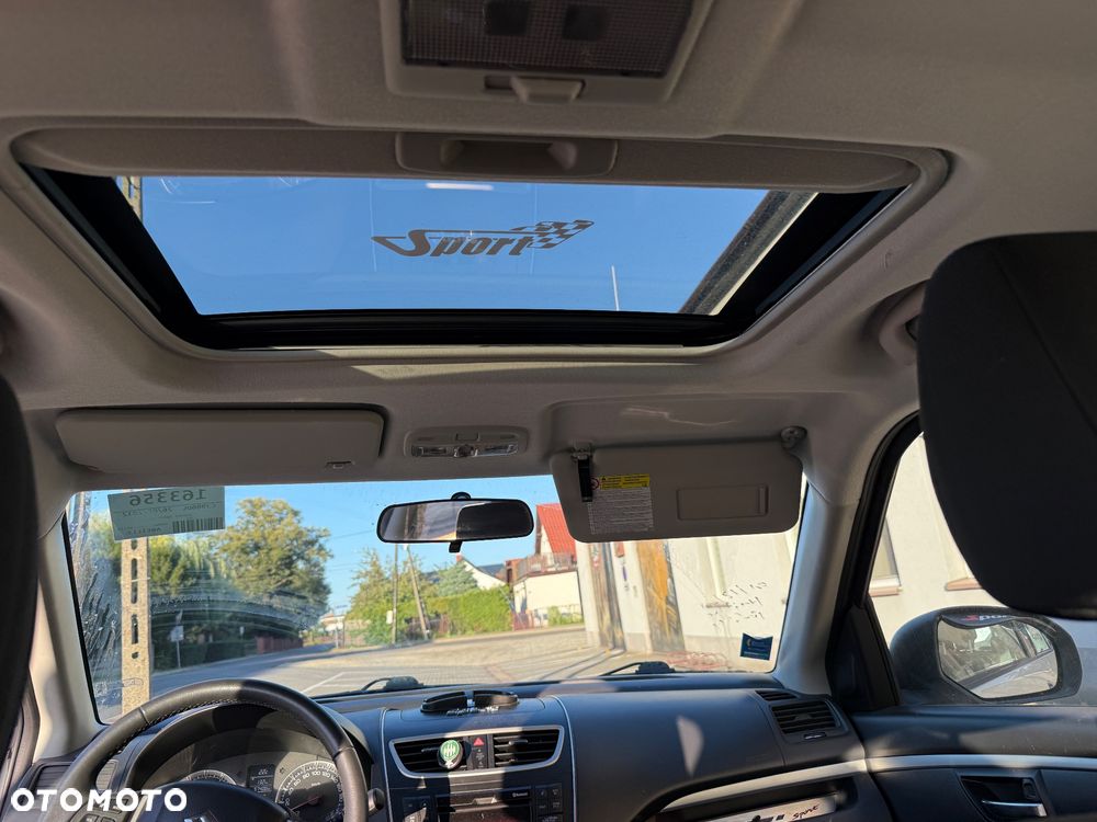Suzuki Swift 1.2 Premium - 8