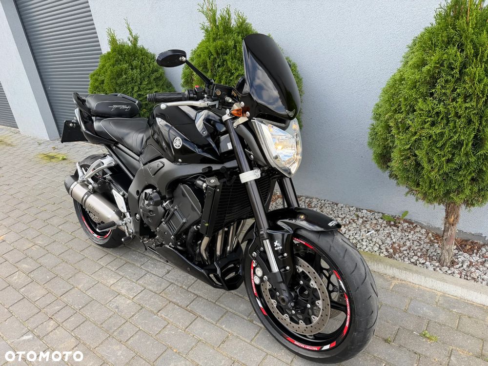 Yamaha FZ - 4