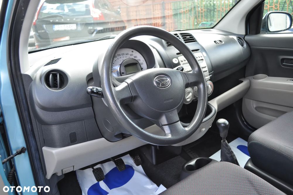 Daihatsu Sirion 1.0 CooLine - 12