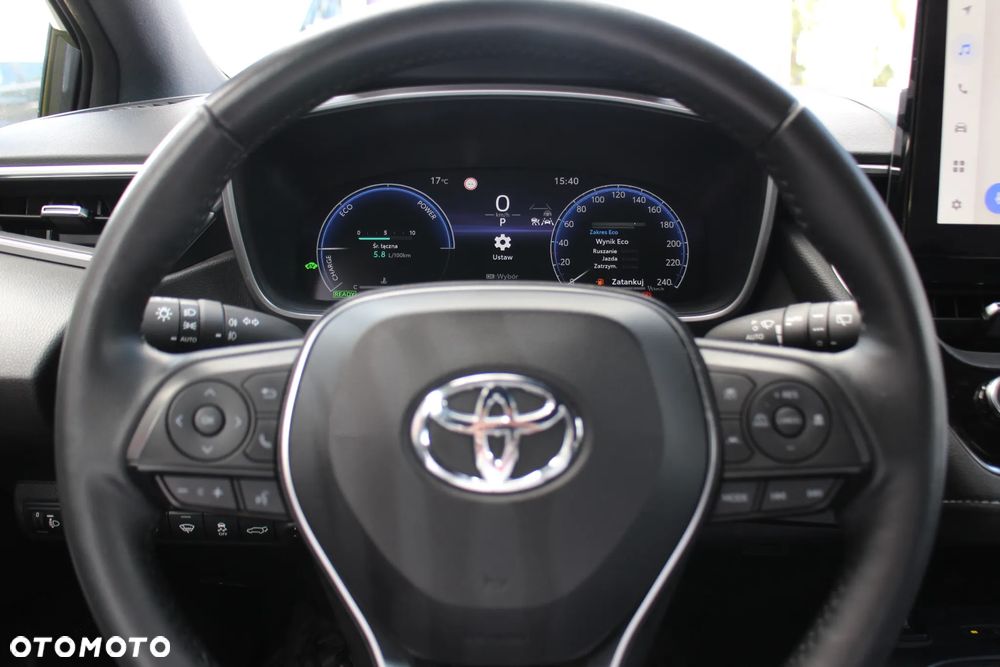 Toyota Corolla Cross 2.0 Hybrid Executive - 18